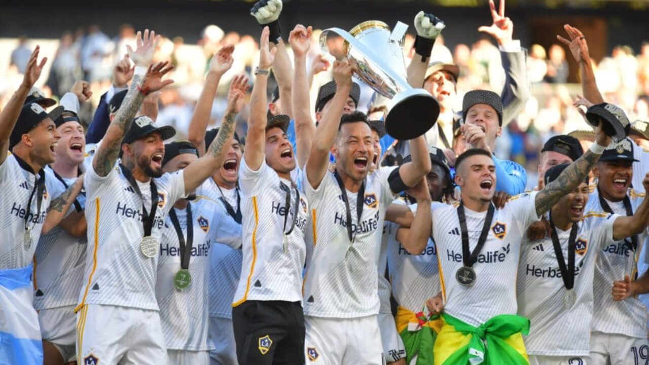 ロサンゼルスギャラクシー ピステ proplayer MLS ロサンゼルス