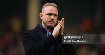 Wave Head Coach Jonas Eidevall is a breath of fresh air – and water! San Diego Wave Head Coach Jonas Eidevall shows his gratitude to supporters (Photo by Alex Burstow via Getty Images)