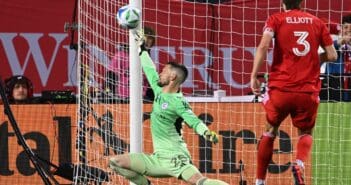 Ten-Man Fire hold Orlando to goalless draw