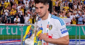 Manor Solomon with the EFL Championship Trophy