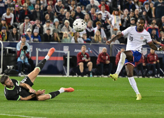 Wright brace powers USMNT past Socceroos